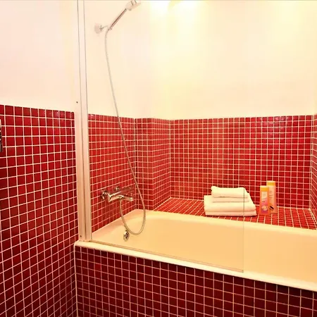 Apartment 2 Bedroom & 2 Bathroom Luxury With Balcony In Old Town Tallinn