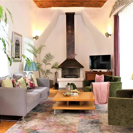 2 Bedroom & 2 Bathroom Luxury With Balcony In Old Town 塔林