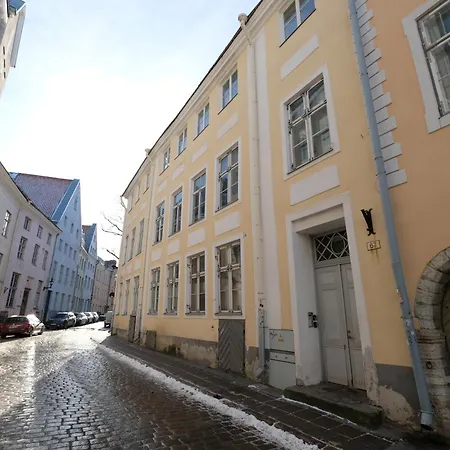 Korter 2 Bedroom & 2 Bathroom Luxury With Balcony In Old Town